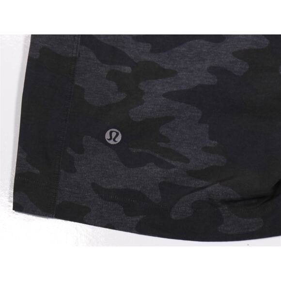 Lululemon Men's License to Train Gray Black Camo Shorts Medium - Picture 3 of 8